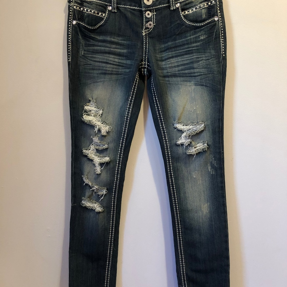 Bongo Distressed Jeans - Picture 8 of 8